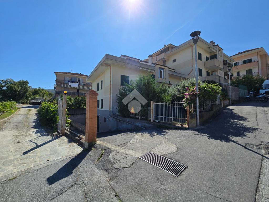 Квартира с 1 спальней в Альбенга, Италия № 386022