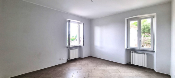 3 rooms Apartment in Pietra Ligure, Italy No. 260447 4