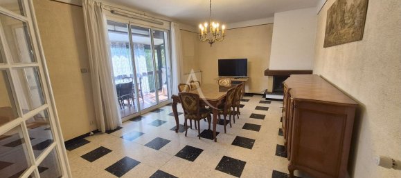 4 bedrooms House in Narbonne, France No. 336256 2