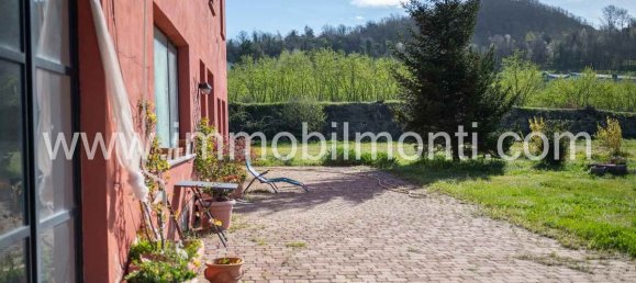 3 bedrooms House in Ponzone, Italy No. 279722 5