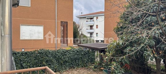 2 bedrooms Villa in Busto Arsizio, Italy No. 135007 8