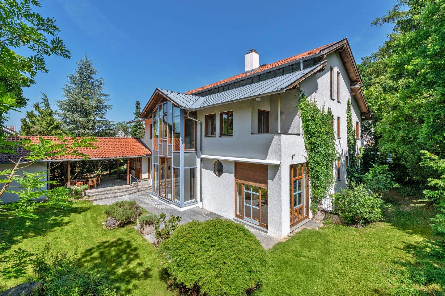 5 bedrooms Townhouse in Munich, Germany No. 260524