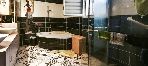 3 bedrooms Villa in Arzens, France No. 298540 9