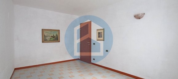 3-salle Appartement à Berzo Inferiore, Italy No. 122291 15