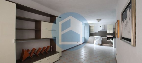 3-salle Appartement à Berzo Inferiore, Italy No. 122291 12
