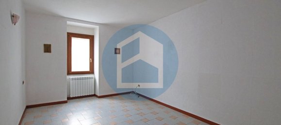 3-salle Appartement à Berzo Inferiore, Italy No. 122291 14