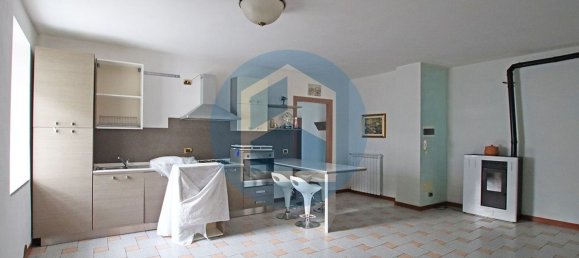 3-salle Appartement à Berzo Inferiore, Italy No. 122291 7