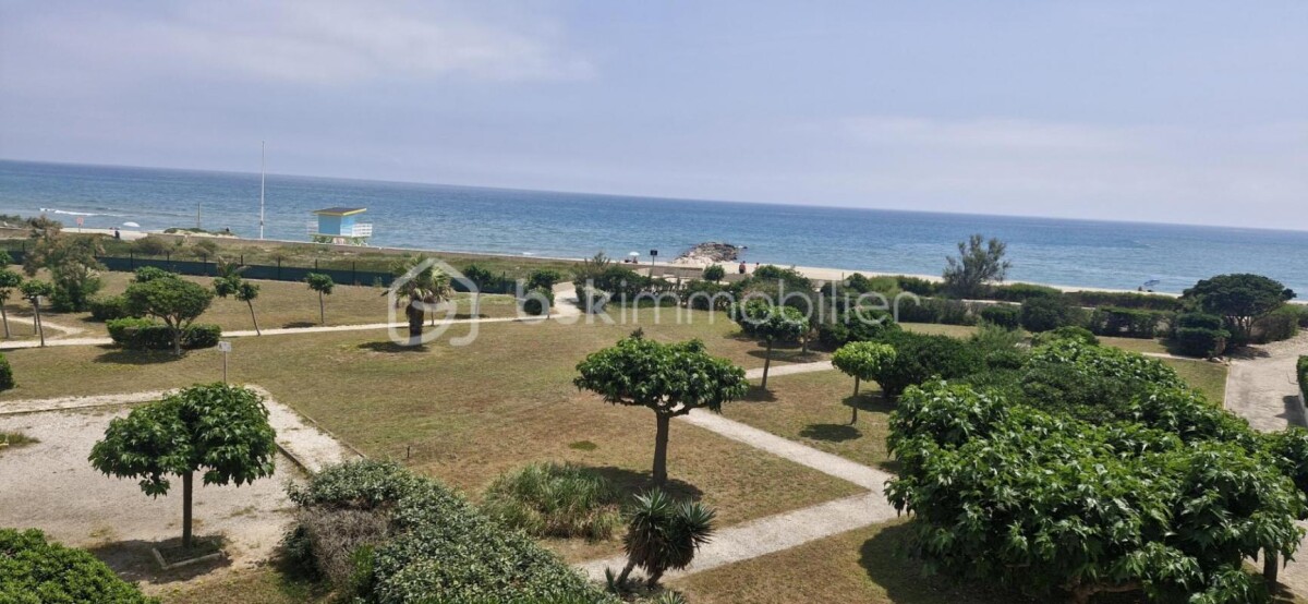 Apartamento de 2 dormitorios en Le Barcares, France No. 336576