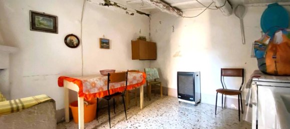 Замки и поместья с 4 комнатами в Пальмоли, Италия № 107148 24