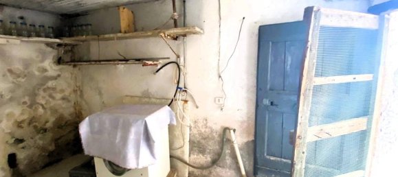 Замки и поместья с 4 комнатами в Пальмоли, Италия № 107148 29