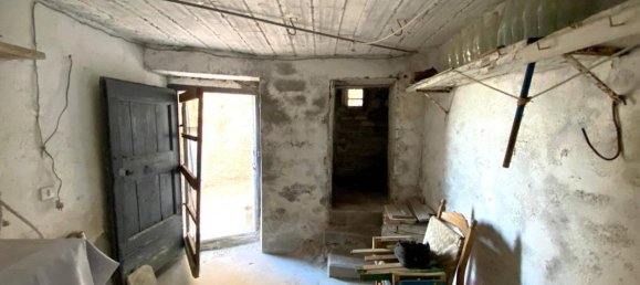 Замки и поместья с 4 комнатами в Пальмоли, Италия № 107148 28