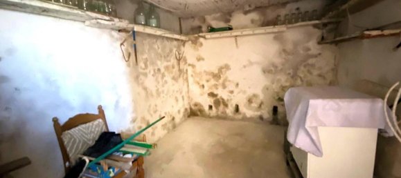 Замки и поместья с 4 комнатами в Пальмоли, Италия № 107148 30