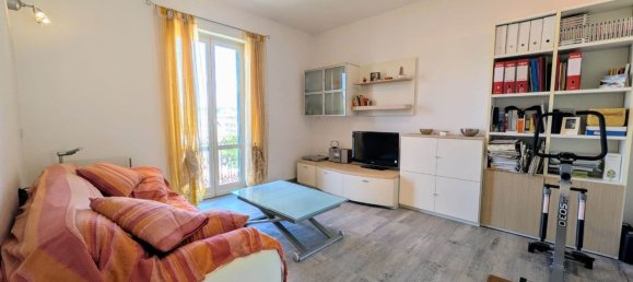 3 rooms Apartment in La Spezia, Italy No. 299867 3