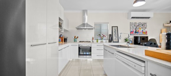 4 Schlafzimmer Haus in Caravonica, Australia, Nr. 143 12