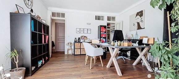 5 rooms Apartment in Versailles, France No. 351461 4