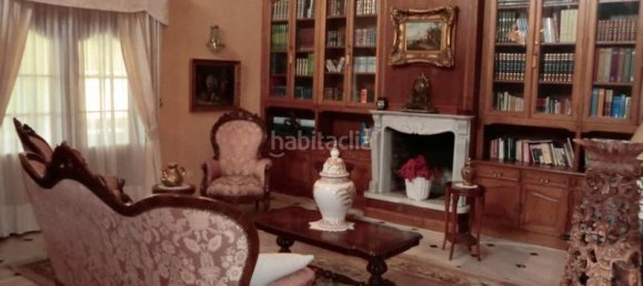 Villa de 5 dormitorios en Estepona, Spain No. 137353 2