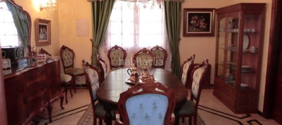 Villa de 5 dormitorios en Estepona, Spain No. 137353 3