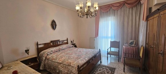 6 rooms Apartment in Ragusa, Italy No. 48992 6