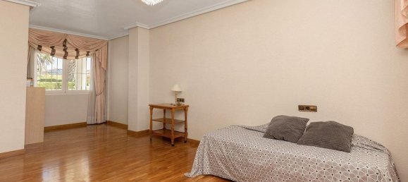 Вилла с 5 спальнями в Торревьеха, Испания № 184710 22