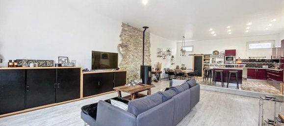 3 bedrooms Apartment in Itteville, France No. 187939 4