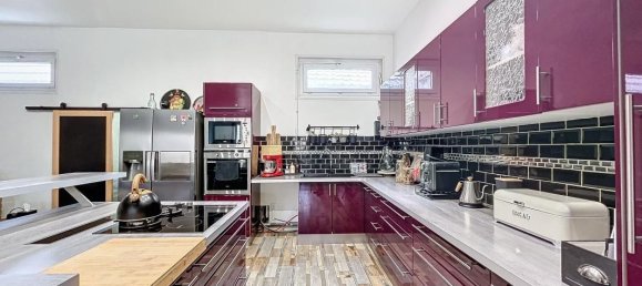 3 bedrooms Apartment in Itteville, France No. 187939 3