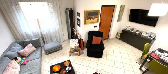 3 Schlafzimmer Wohnung in Salerno, Italy, Nr. 26844 13