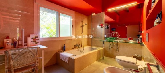 4 bedrooms Villa in Marbella, Spain No. 136586 32