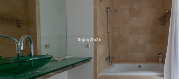 4 bedrooms Villa in Marbella, Spain No. 136586 24