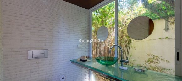 4 bedrooms Villa in Marbella, Spain No. 136586 19