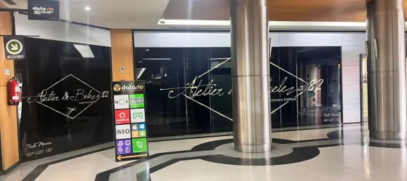 49m² Commercial property in Rio Tinto, Portugal No. 82714 9