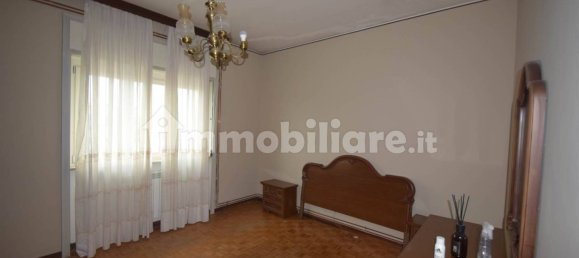 2 Schlafzimmer Wohnung in Piacenza, Italy, Nr. 215273 5