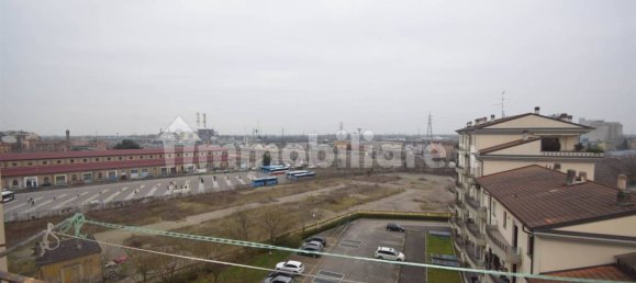 2 Schlafzimmer Wohnung in Piacenza, Italy, Nr. 215273 4