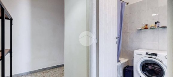 2 bedrooms Apartment in Rome, Italy No. 54749 6