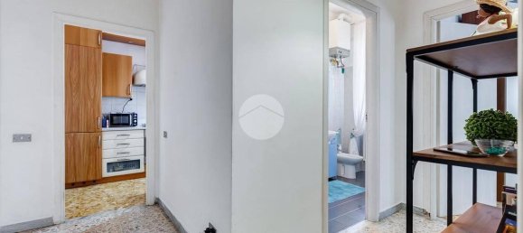 2 bedrooms Apartment in Rome, Italy No. 54749 5