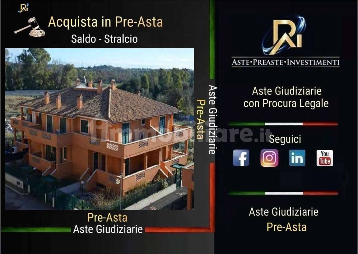 3 chambres Appartement à Fiumicino, Italy No. 205763