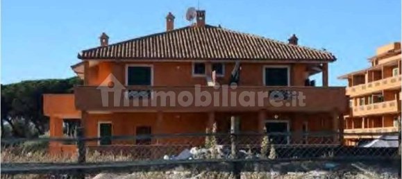 3 chambres Appartement à Fiumicino, Italy No. 205763 6