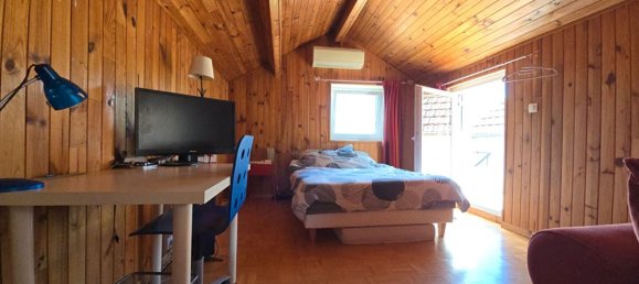 Дом с 5 спальнями в Вьярм, Франция № 172958 10