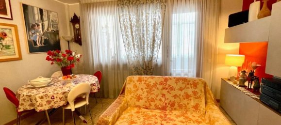 4 rooms Apartment in Pordenone, Italy No. 111764 10