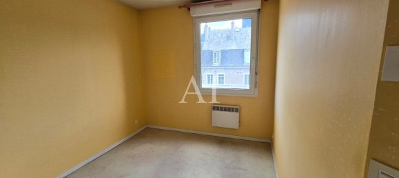 2 bedrooms Apartment in Bourges, France No. 60772 8