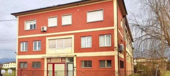 6غرفة مستودع في Lucca, Italy رقم 178466 17