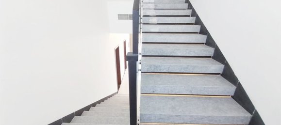 Villa de 5 dormitorios en Al Shamkha, UAE No. 37632 13