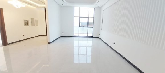 Villa de 5 dormitorios en Al Shamkha, UAE No. 37632 2