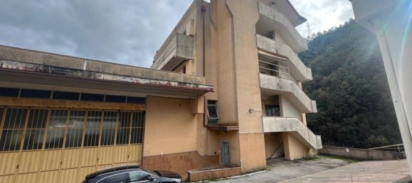 5 rooms Warehouse in Varazze, Italy No. 318856 8