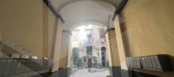 3-Zimmer Wohnung in Naples, Italy, Nr. 17117 31
