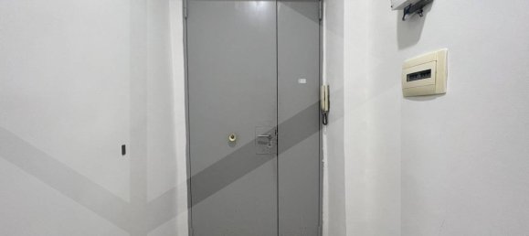 3-Zimmer Wohnung in Naples, Italy, Nr. 17117 29