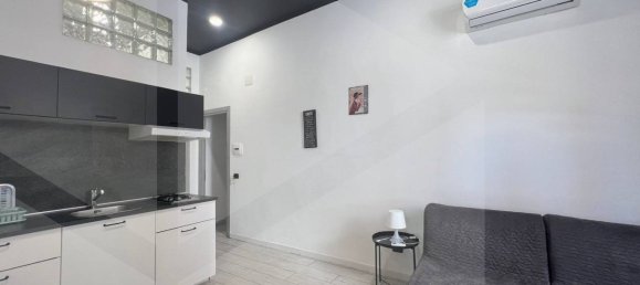 3-Zimmer Wohnung in Naples, Italy, Nr. 17117 18