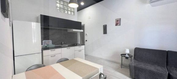 3-Zimmer Wohnung in Naples, Italy, Nr. 17117 19