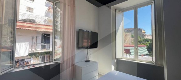 3-Zimmer Wohnung in Naples, Italy, Nr. 17117 23