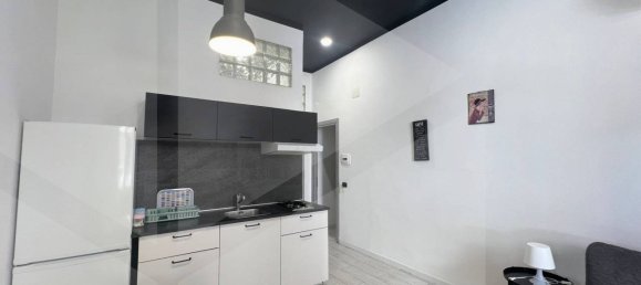 3-Zimmer Wohnung in Naples, Italy, Nr. 17117 17