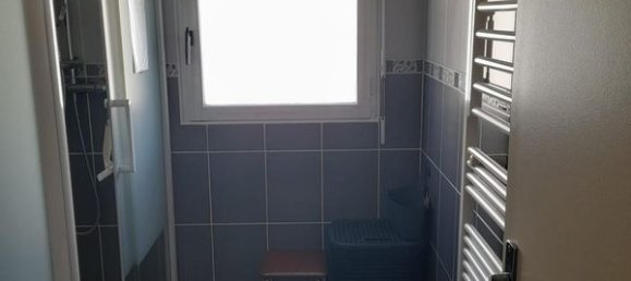 2 chambres Appartement à Châtellerault, France No. 293856 10